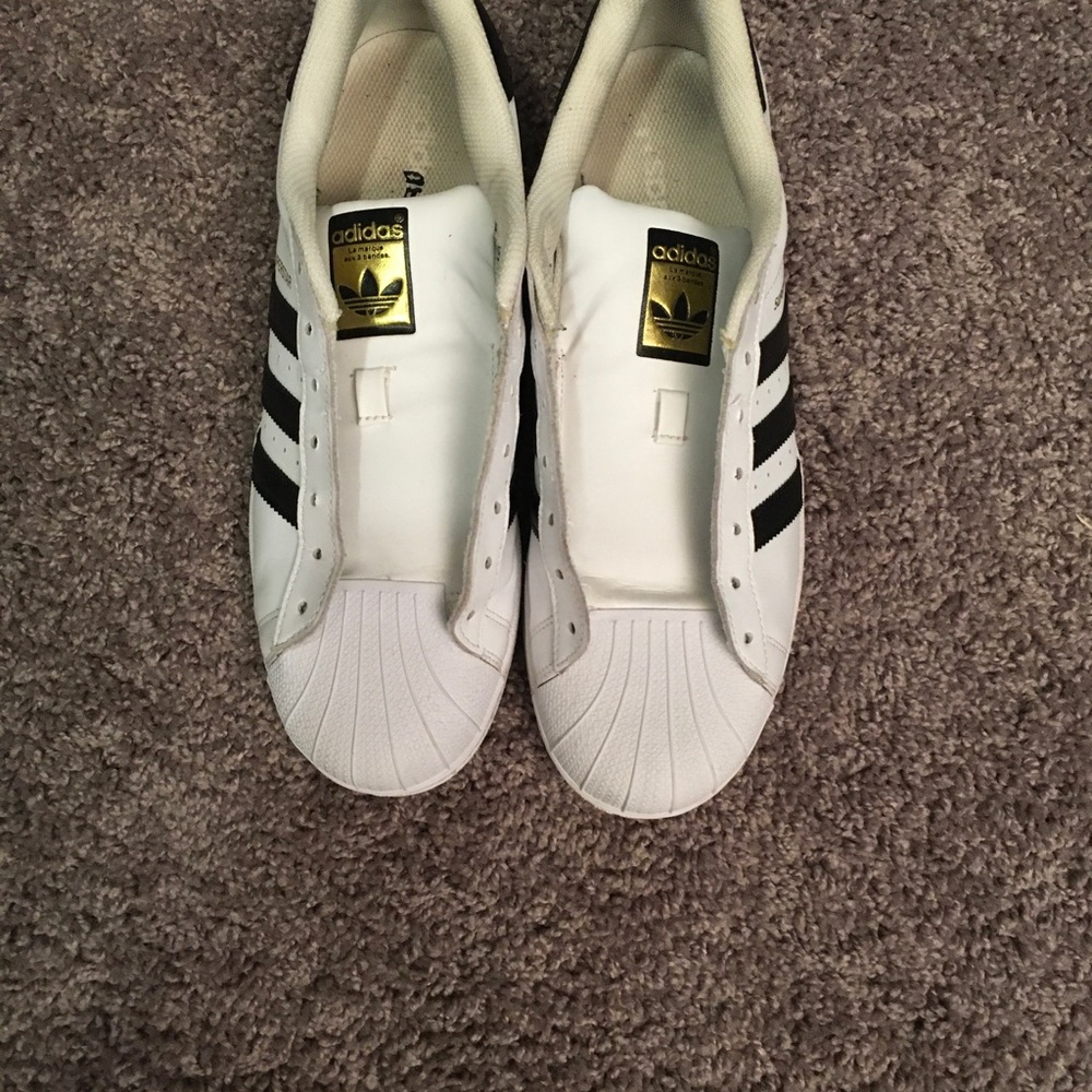 Men’s Shell toe Adidas shoes